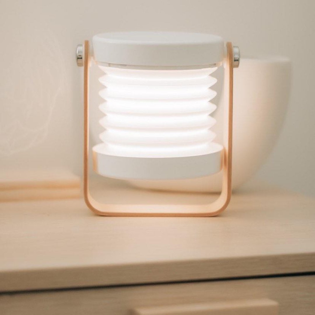 Adaptive Ambient Light Lamp for Every Mood and Space