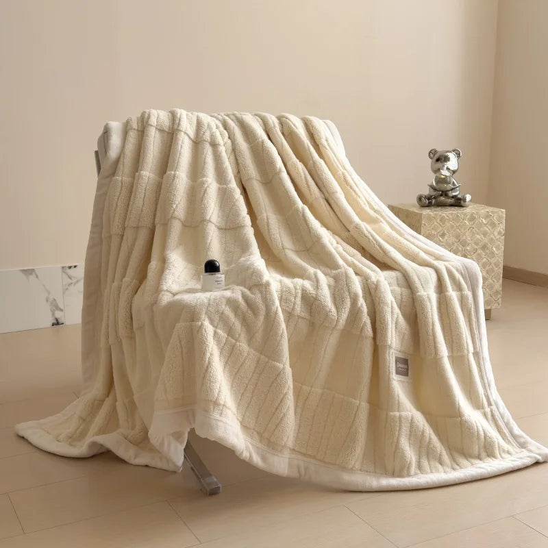 Veluvina™ - Reversible Jacquard Velvet Coral Fleece Blanket