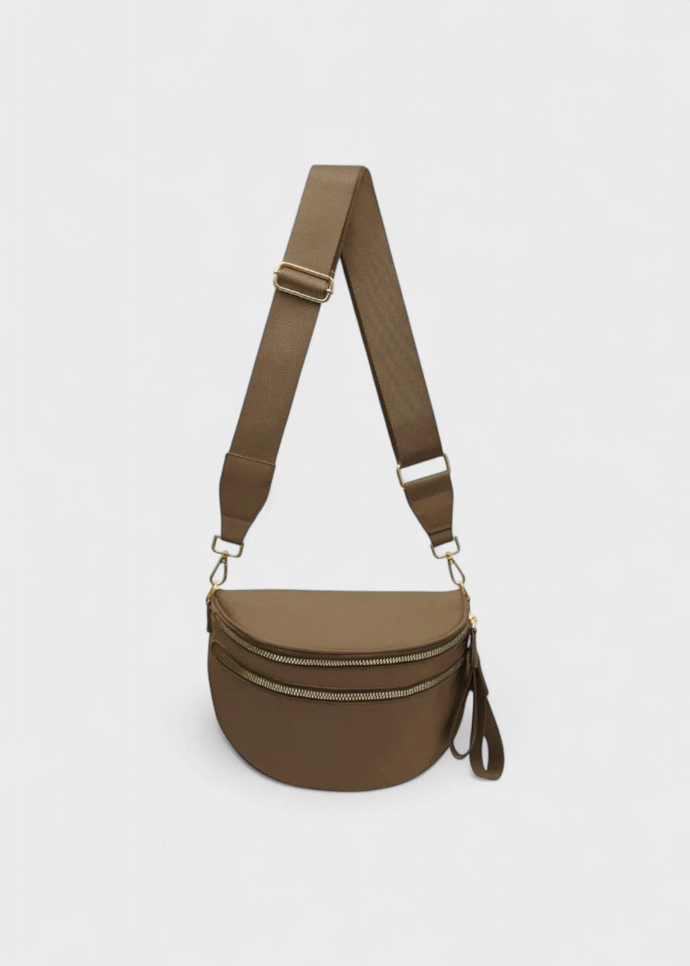 Sleek Leather Bum Bag for Hands-Free Style