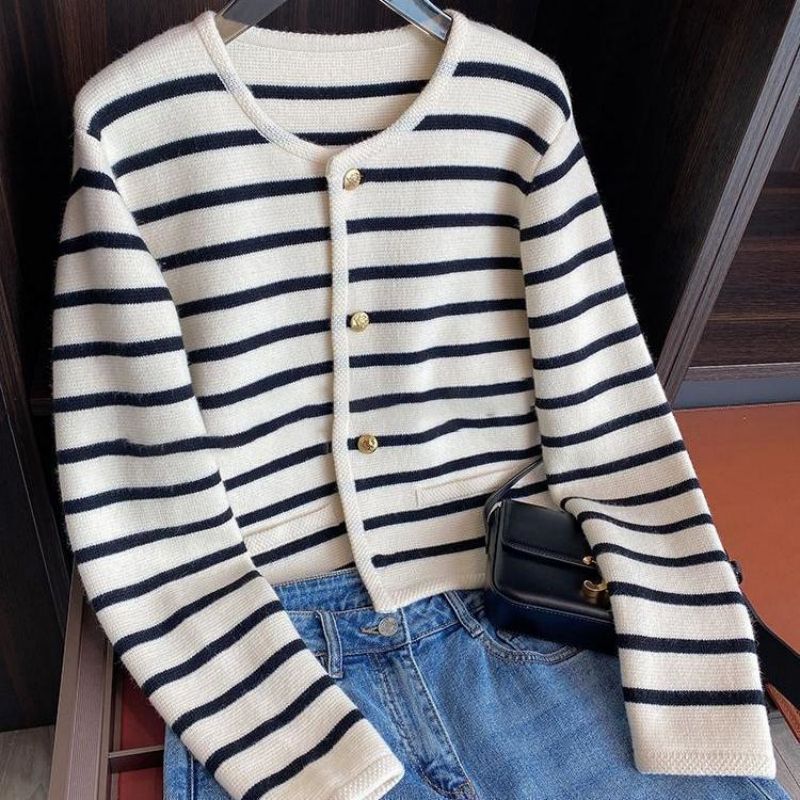 Cozy Striped Knit Sweater for Fall Layers