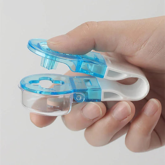 Compact Portable Pill Remover and Storage Box for On-the-Go Health