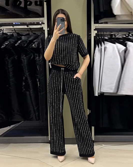 Chic Two-Piece Striped Set for Effortless Style