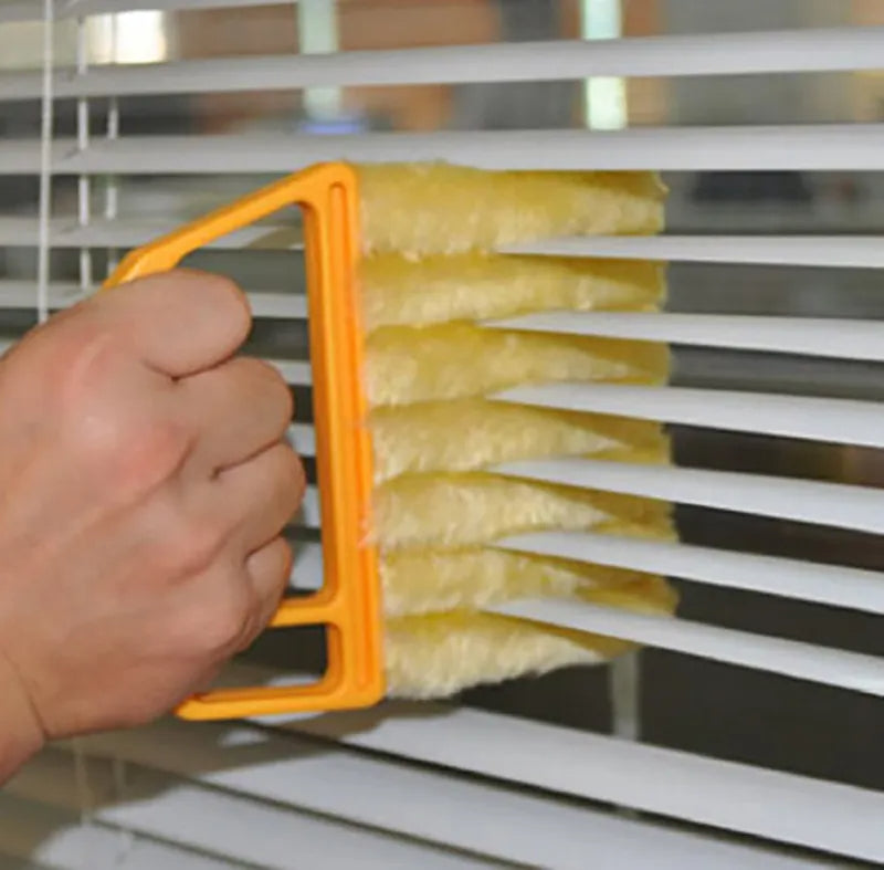 ClearView™ Washable Microfiber Window Dust Cleaner