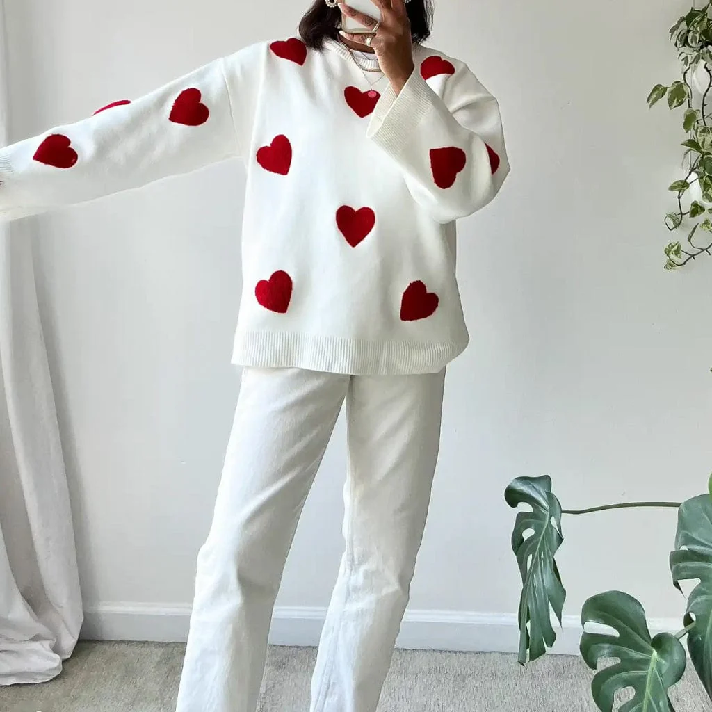 Cozy Heart Print Crew Neck Sweater for Women