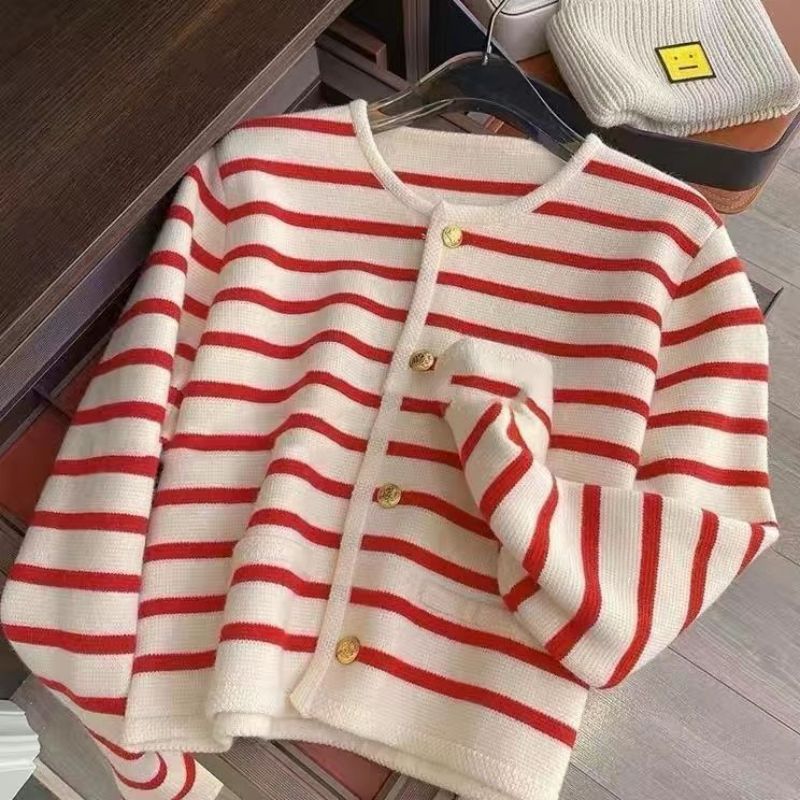 Cozy Striped Knit Sweater for Fall Layers