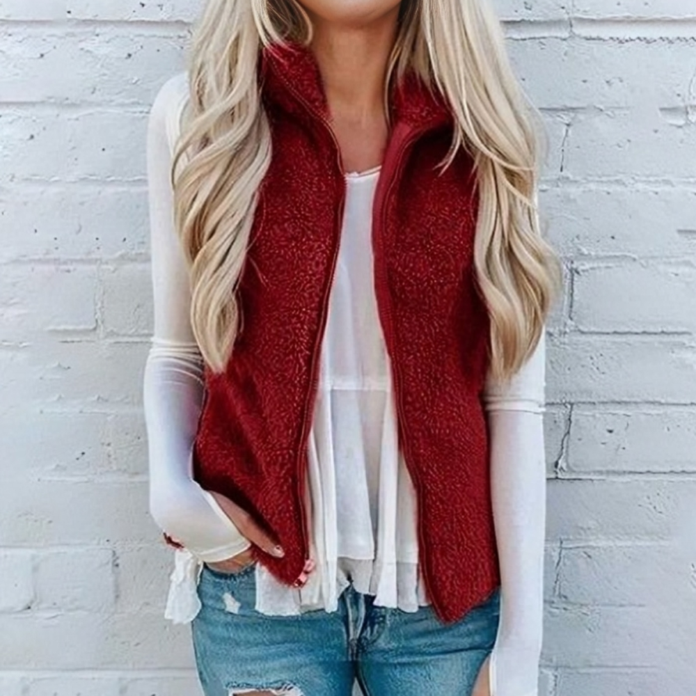Lightweight Zipped Fleece Vest for Cozy Layering