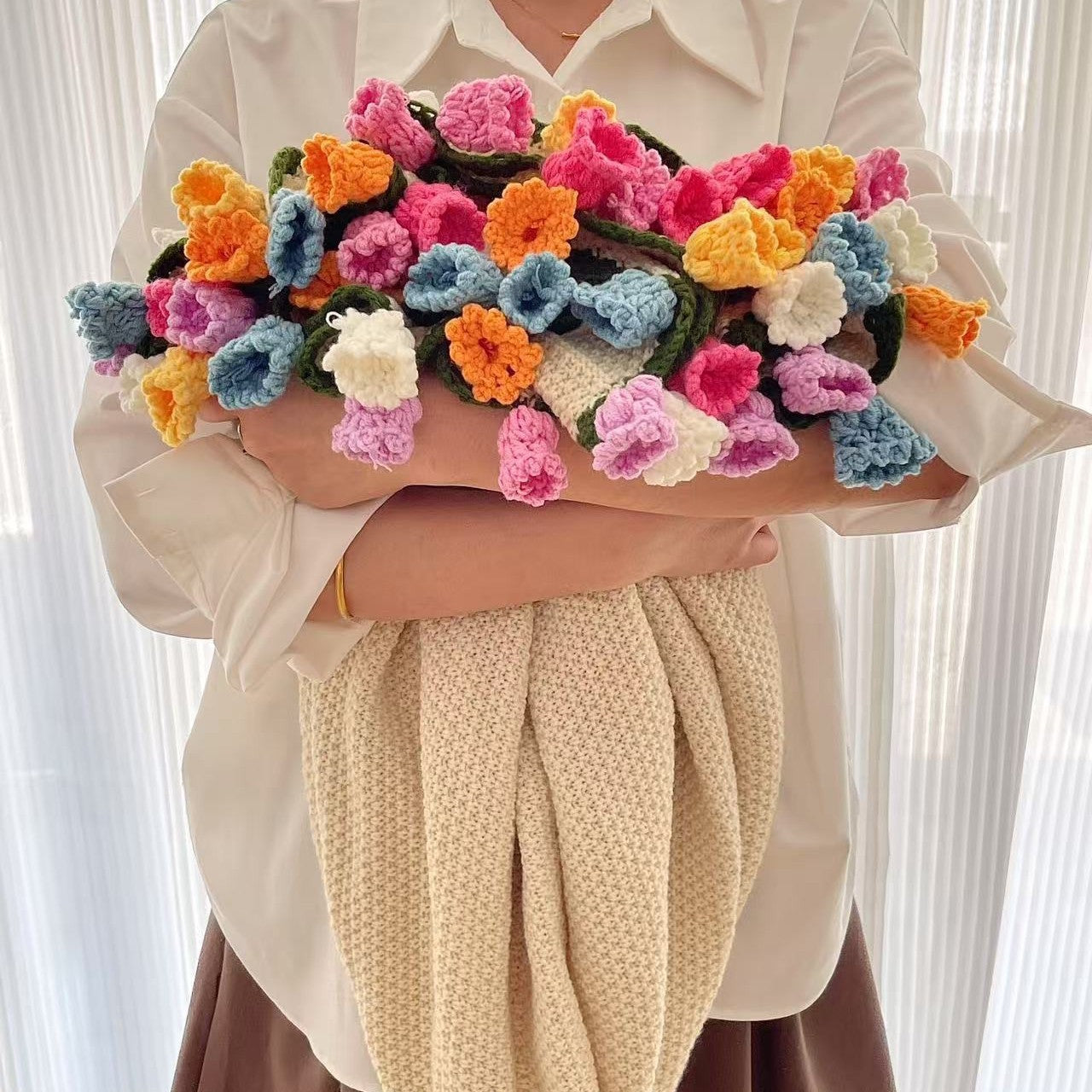 CozyLily - Ultimate Soft Warmth with Stunning Crochet Design