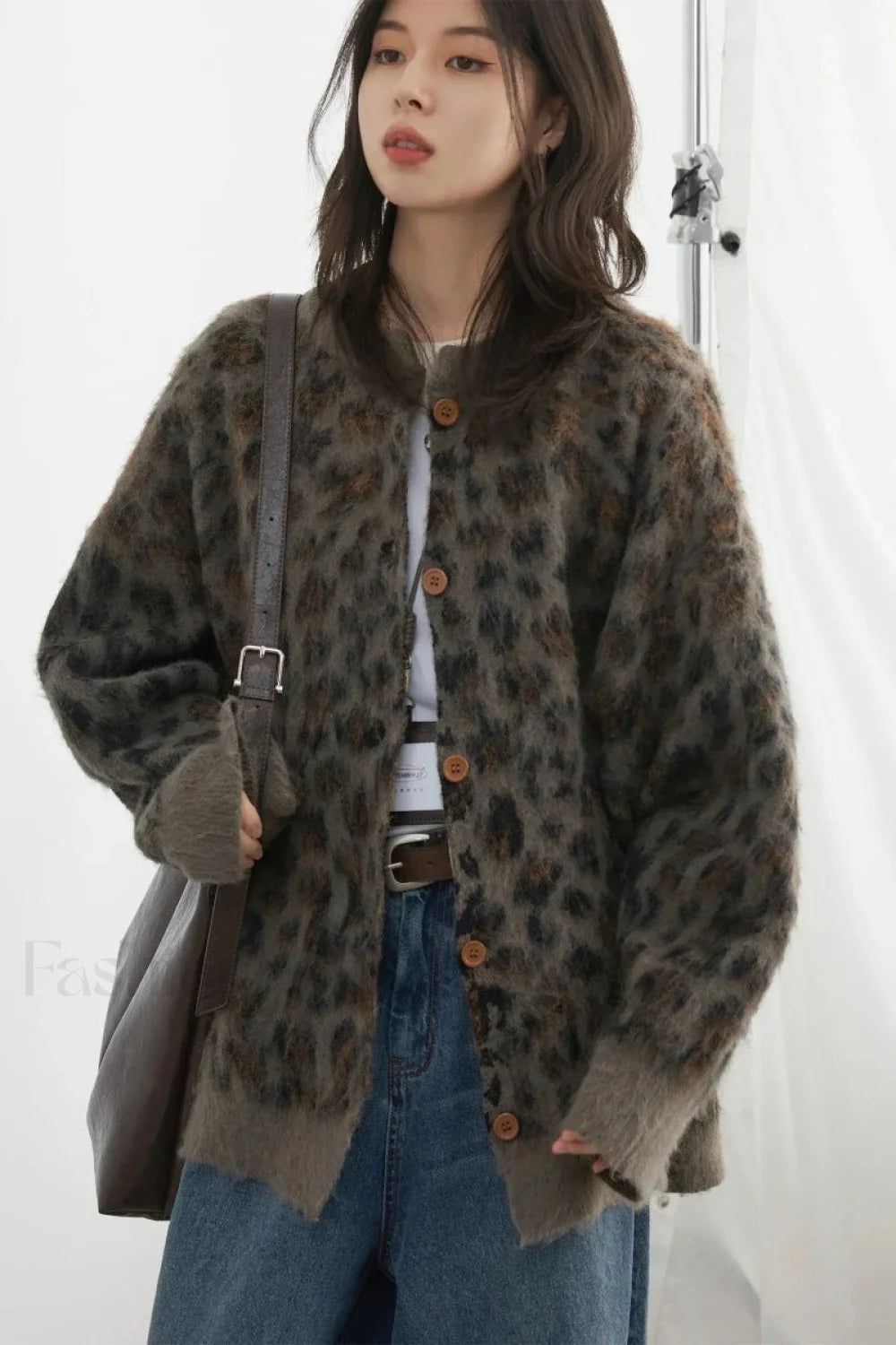 Cozy Leopard Print Single Breasted Cardigan