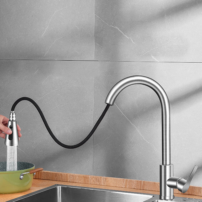 AquaFlow™ - Pull Out Kitchen Faucet with Single Handle Sprayer