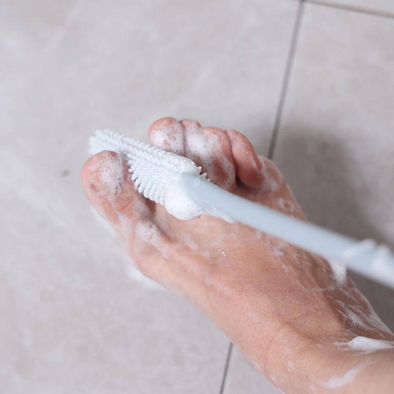 CleanSweep™ - Precision Toe Gap Cleaning Brush