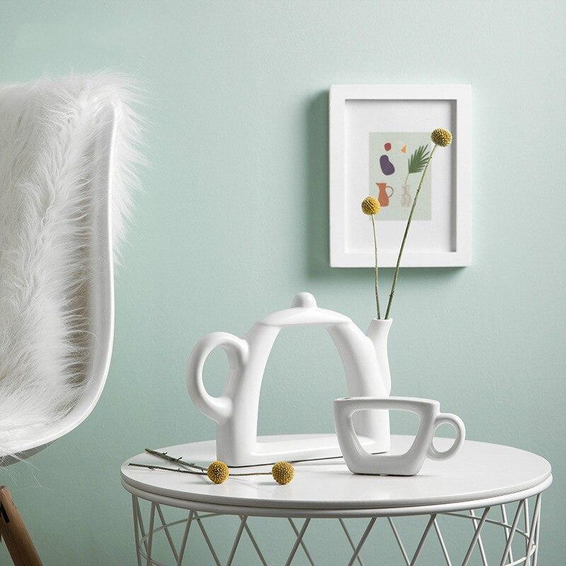 Elegant Ceramic Lola Vases for Modern Home Decor