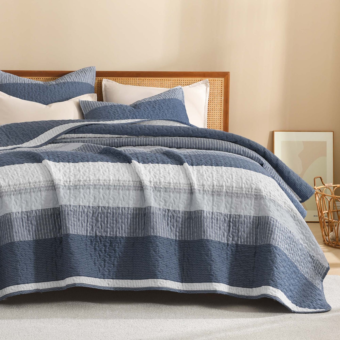 Striped Quilt Set with Cozy Cloudlike Comfort