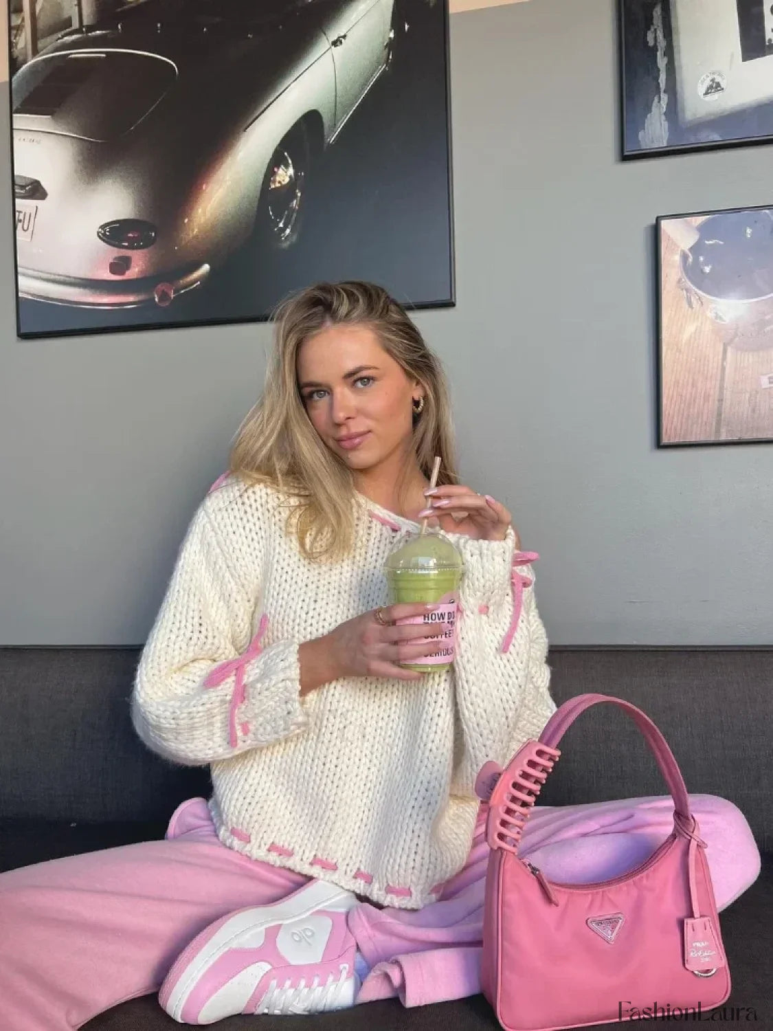 Cozy Knit Pullover Sweater with Contrast Detail