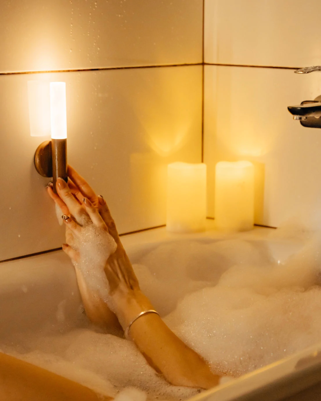 GlowMate - Instant Hands-Free Light Anywhere, No Wiring Needed