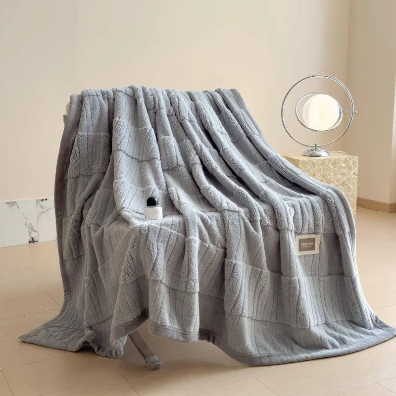 Veluvina™ - Reversible Jacquard Velvet Coral Fleece Blanket
