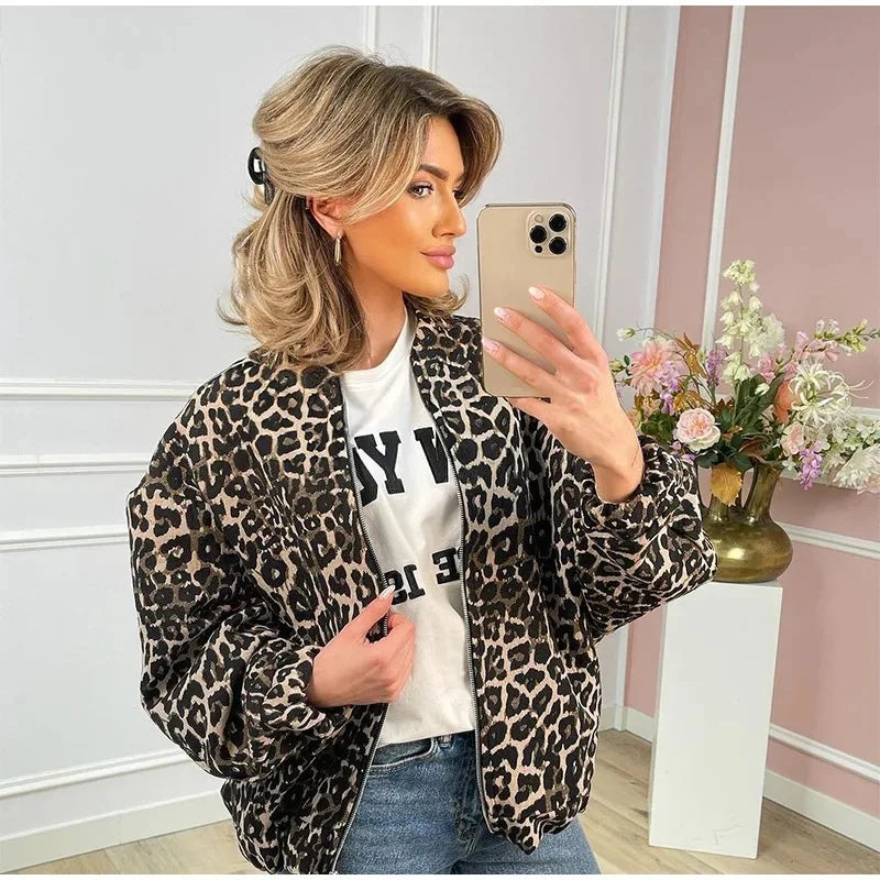 Modern Elegant Women's Lightweight Jacket