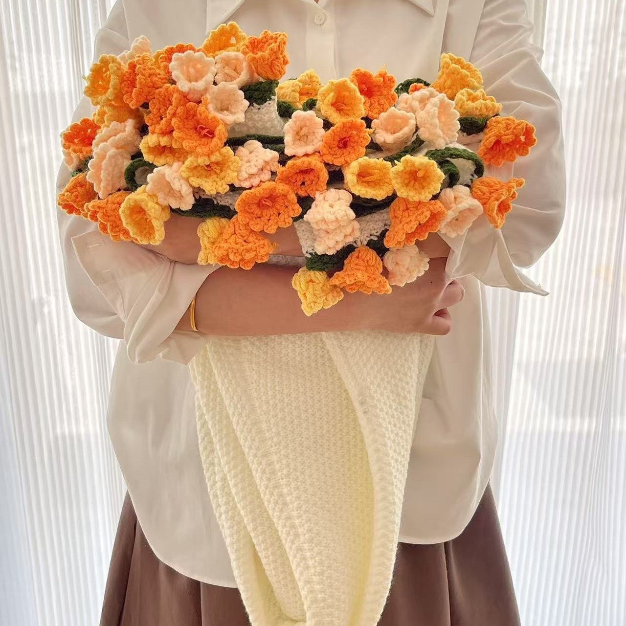CozyLily - Ultimate Soft Warmth with Stunning Crochet Design