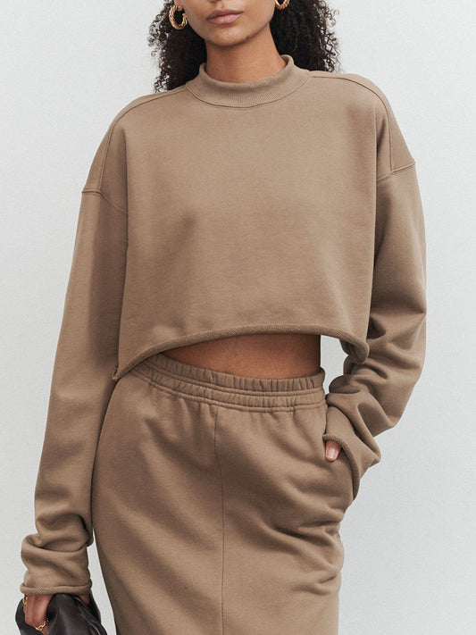 Cozy Cropped Sweatshirt for Casual Chic Style