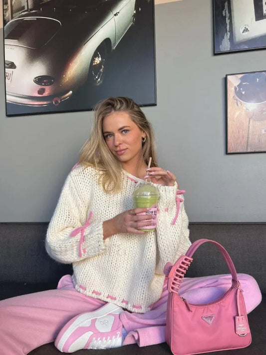 Cozy Knit Pullover Sweater with Contrast Detail