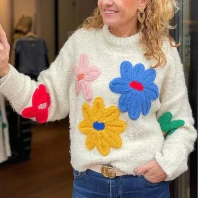 Elegant Floral Knit Sweater for Stylish Seasonal Layers