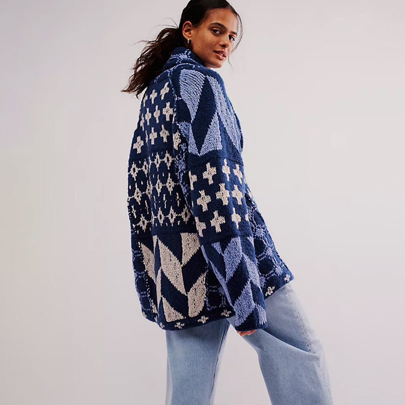 Cozy Soft Jacket with Modern Geometric Patterns