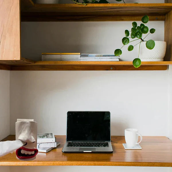 Cheerful Everyday Lightweight Tissue Pack Holder