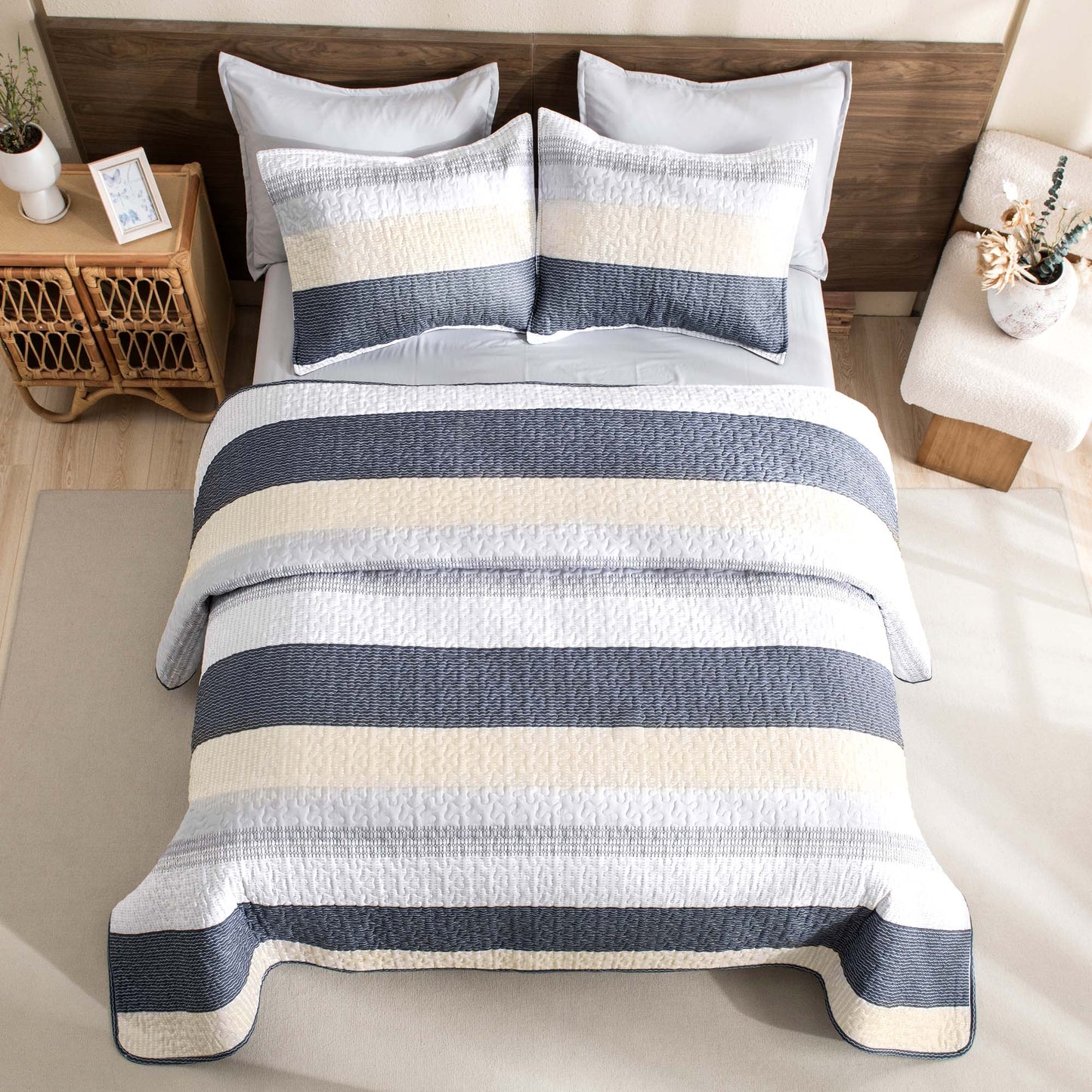 Striped Quilt Set with Cozy Cloudlike Comfort