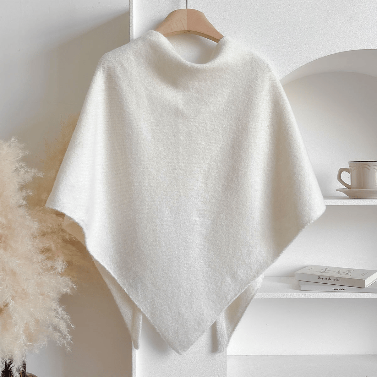Cozy Lightweight Scarf for Everyday Style