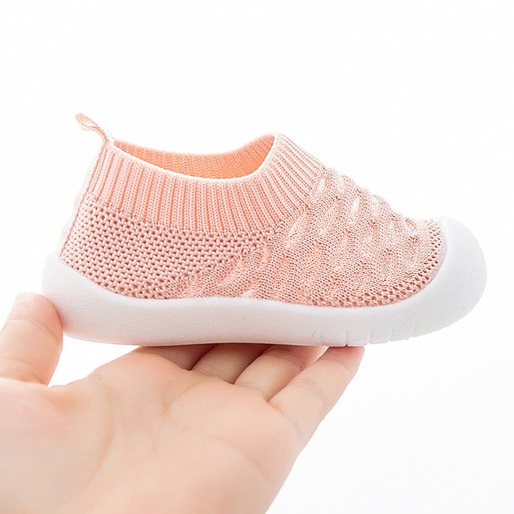 BabyBreeze™ - Soft Cooling Baby Booties for First Steps