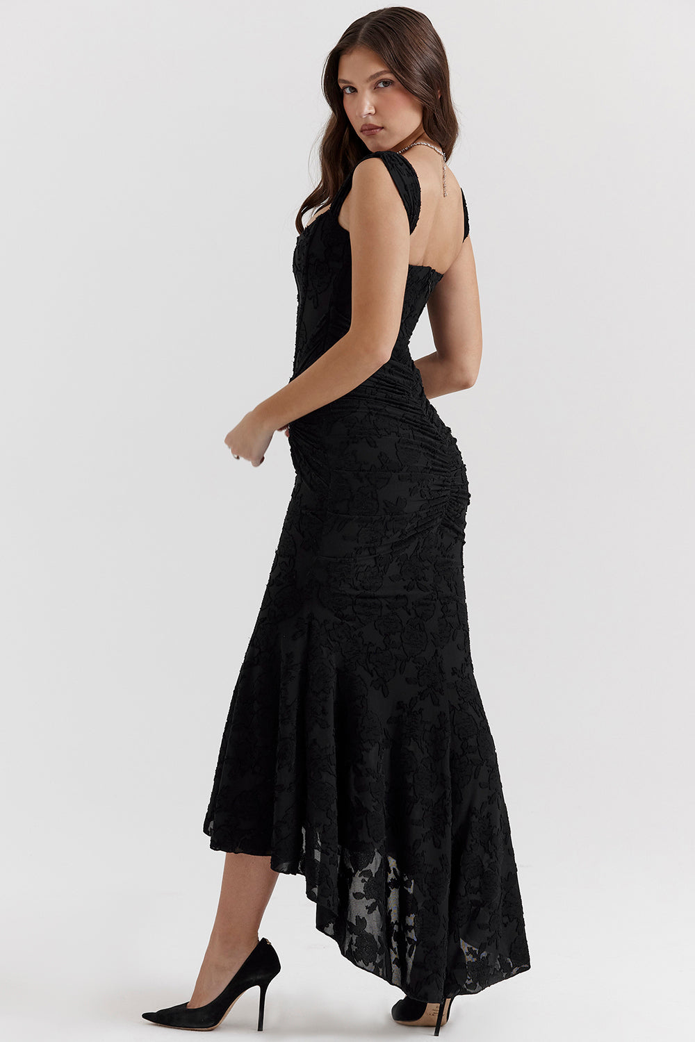 Flowy Curve-Enhancing Waist Dress