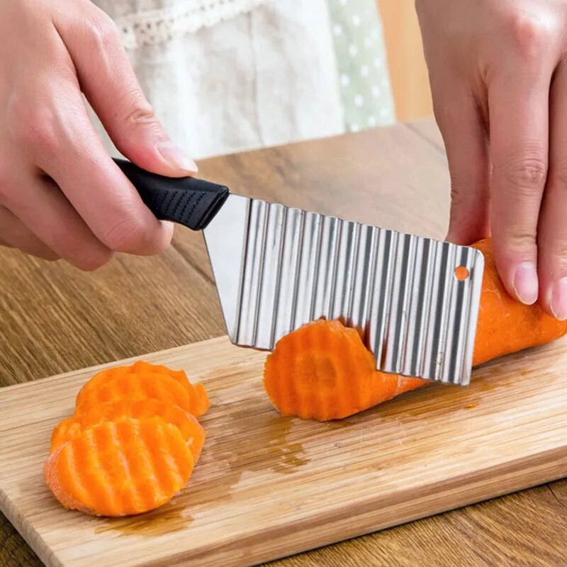 Crinkle Wavy Stainless Steel Vegetable and Fruit Slicer Cutter