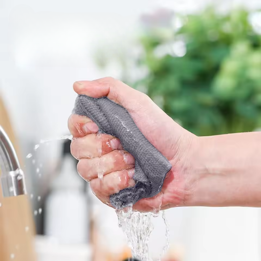 Ultra-Soft Microfiber Cleaning Cloths for Everyday Use