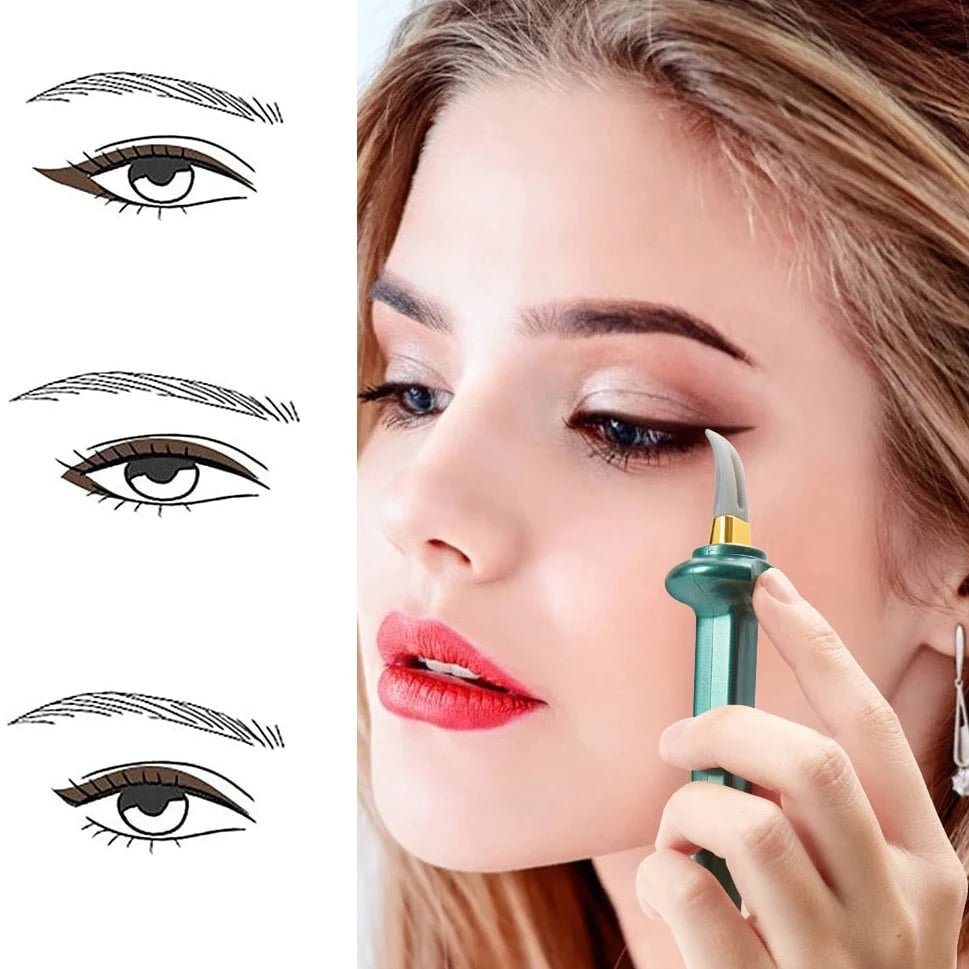 LashLine™ - Smooth Glide Liquid Eyeliner