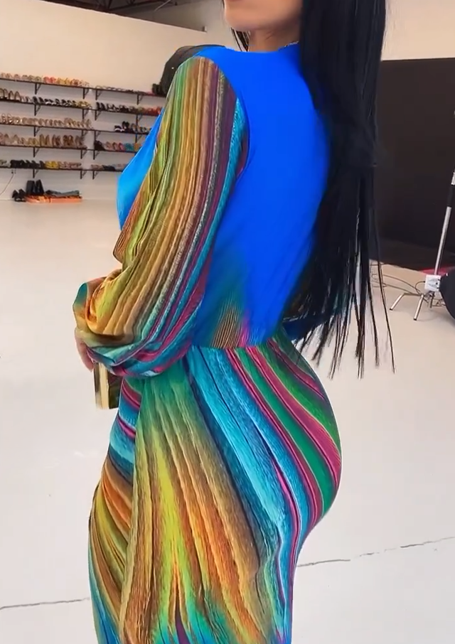 Tie-Dye Pleated V-Neck Maxi Dress