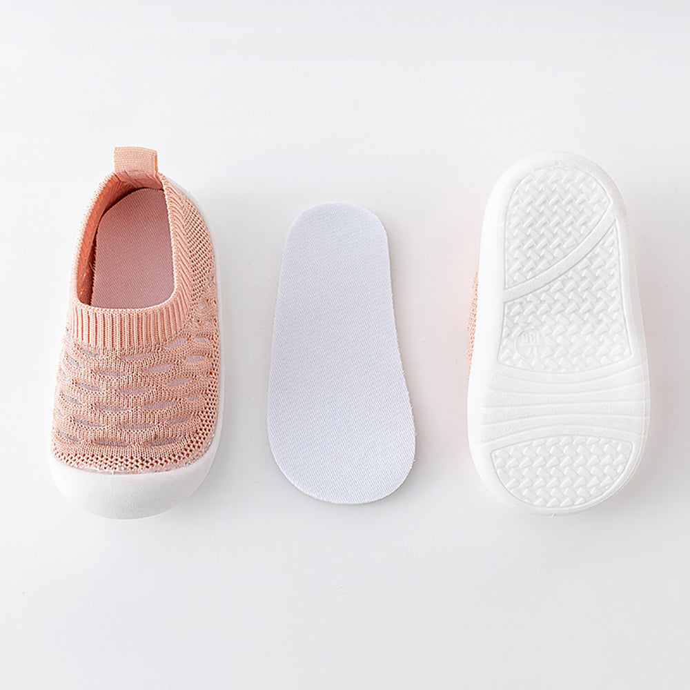 BabyBreeze™ - Soft Cooling Baby Booties for First Steps
