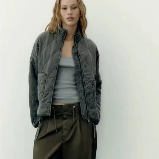 Vintage Quilted Jacket with Classic Stitch Detailing