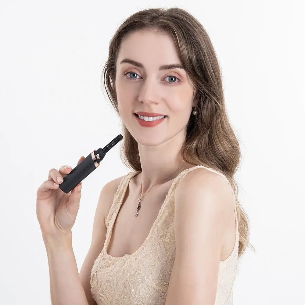 Quick-Glow Eyelash Curler for Effortless, Long-Lasting Curl