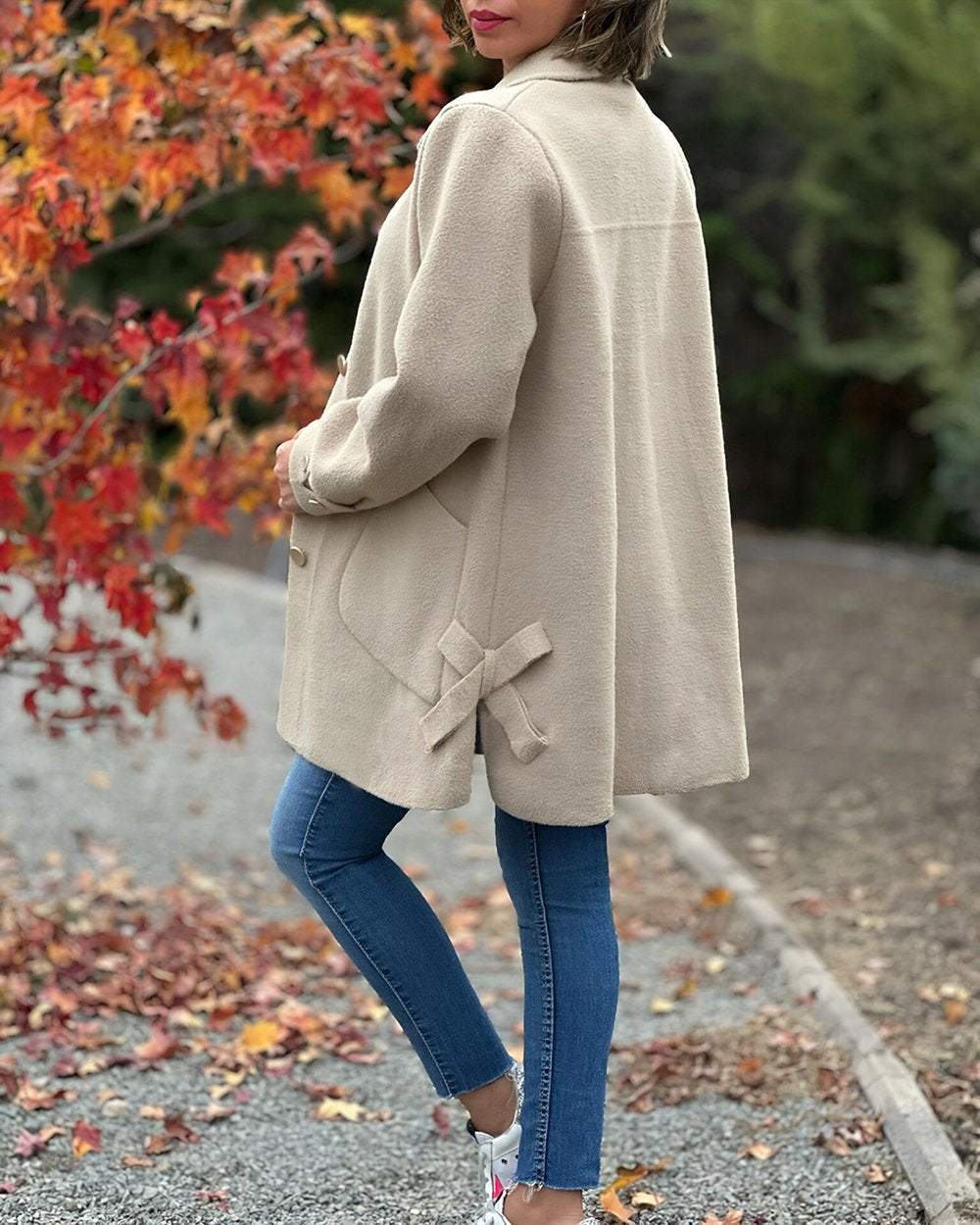 Elegant jacket with chic side knot