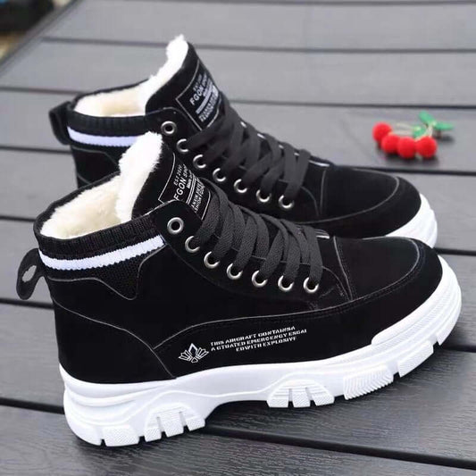 Fur-Lined Winter Boots for Cozy Cold Days