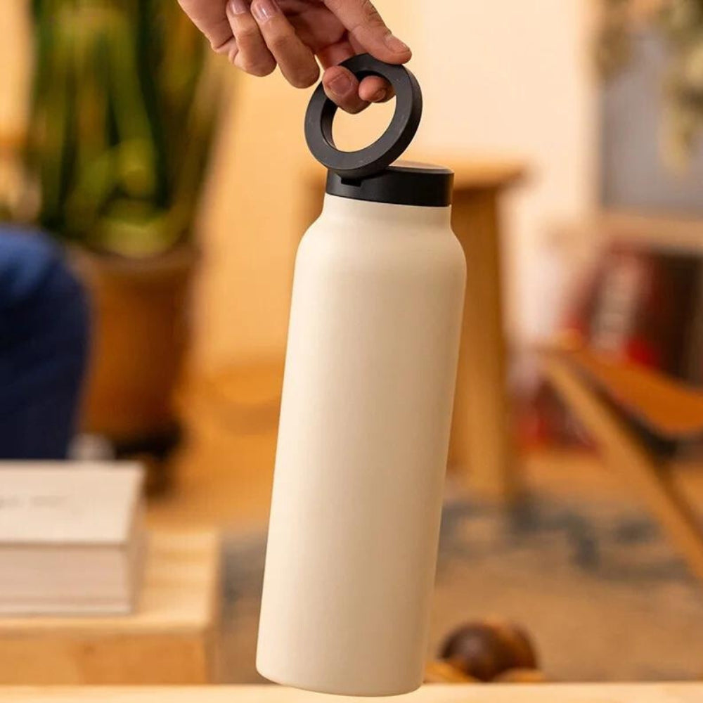 HydraGrip™ - Hands-Free Hydration Flask for Active Lifestyles