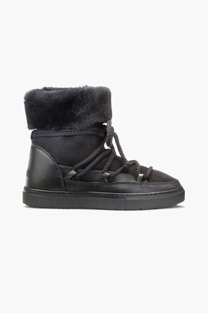 Elegant Leather High Boots for Timeless Style