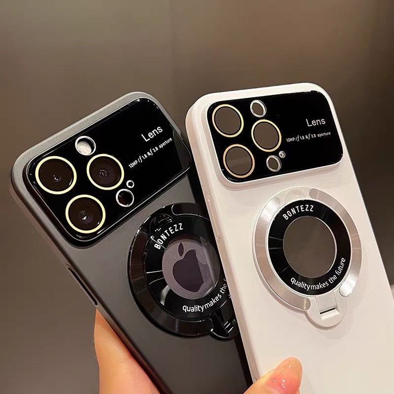 Magnetic Protective iPhone Case with Slim Design