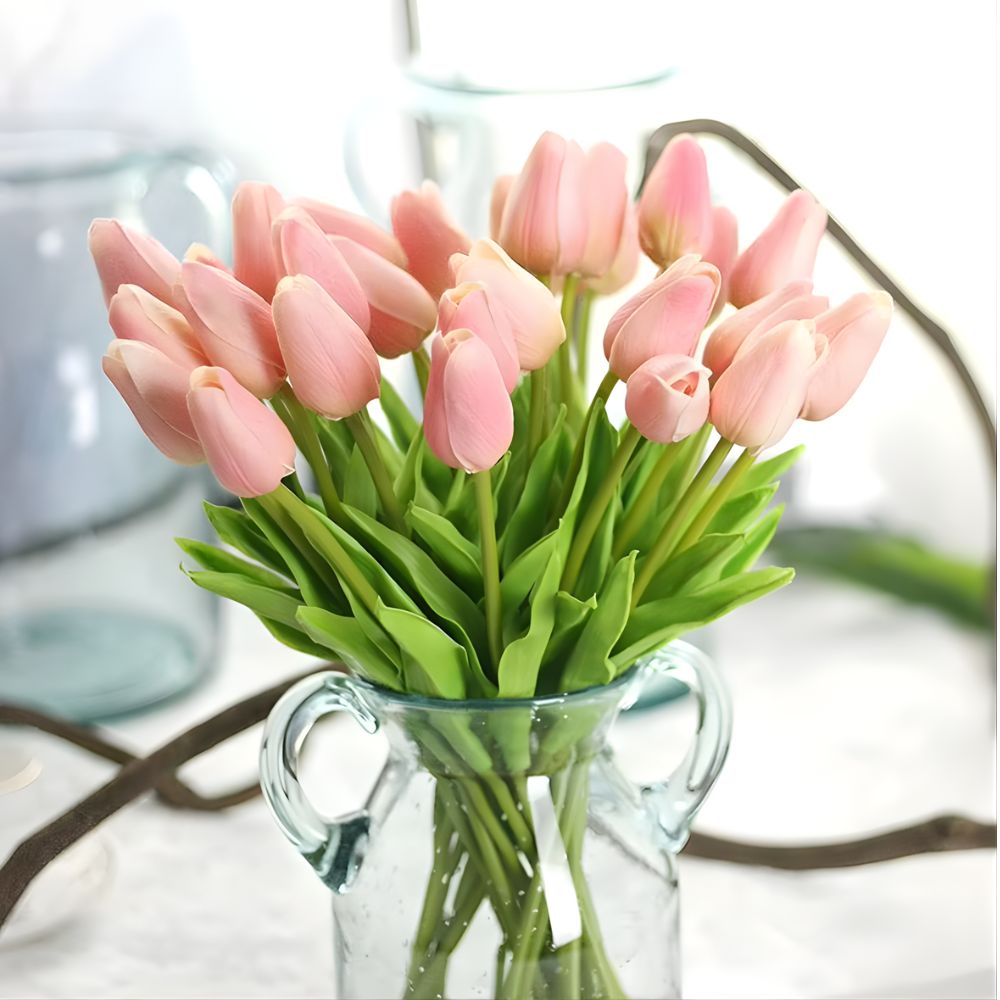 BloomAura - Vibrant Tulips That Never Wilt or Need Watering