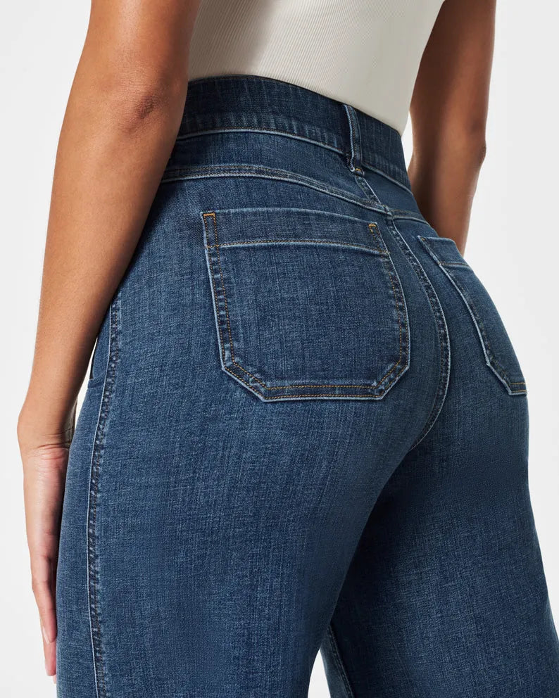 Women's high-waisted wide-leg jeans
