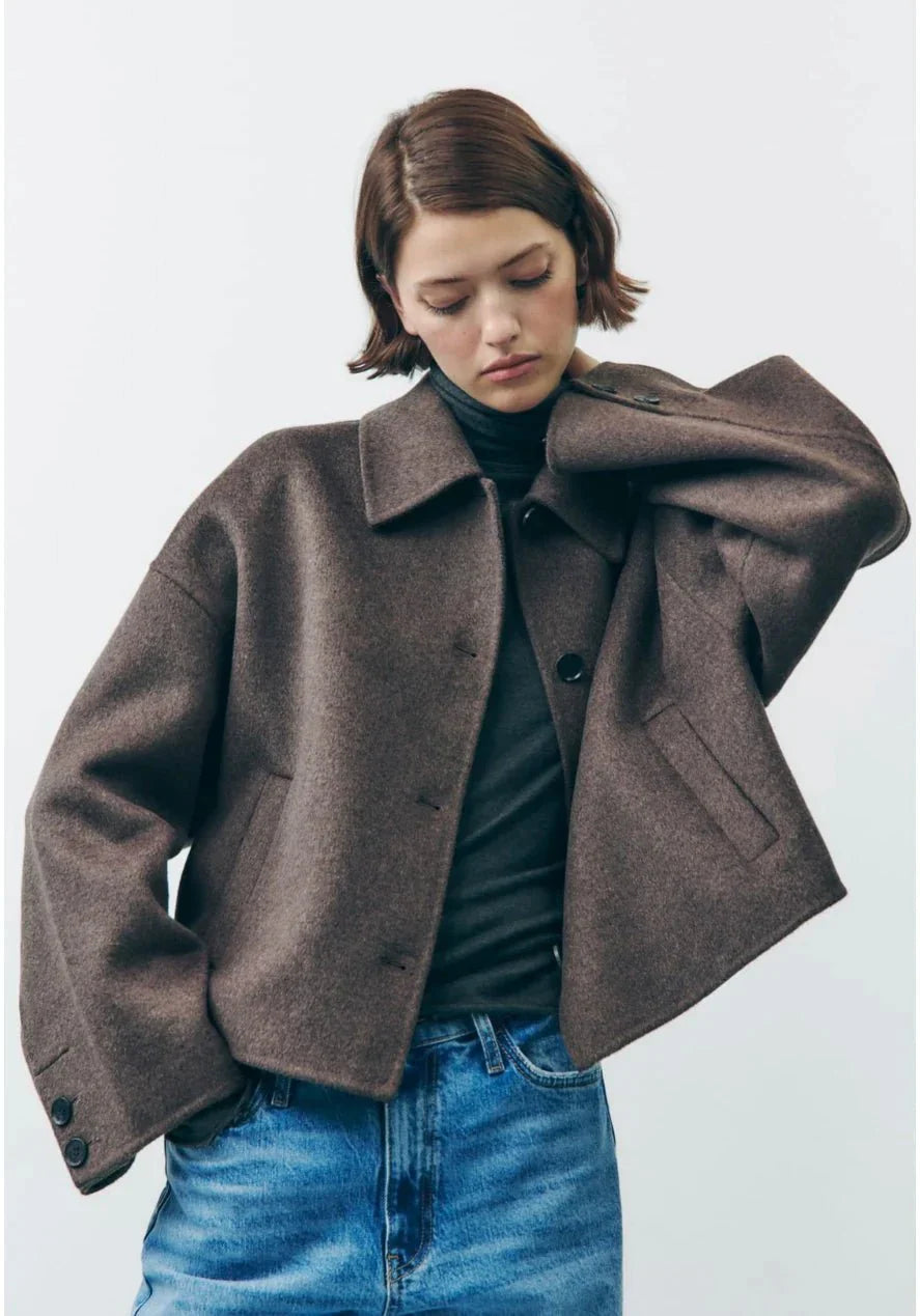Elegant Brown Oversized Jacket with Lapel Collar and Buttons