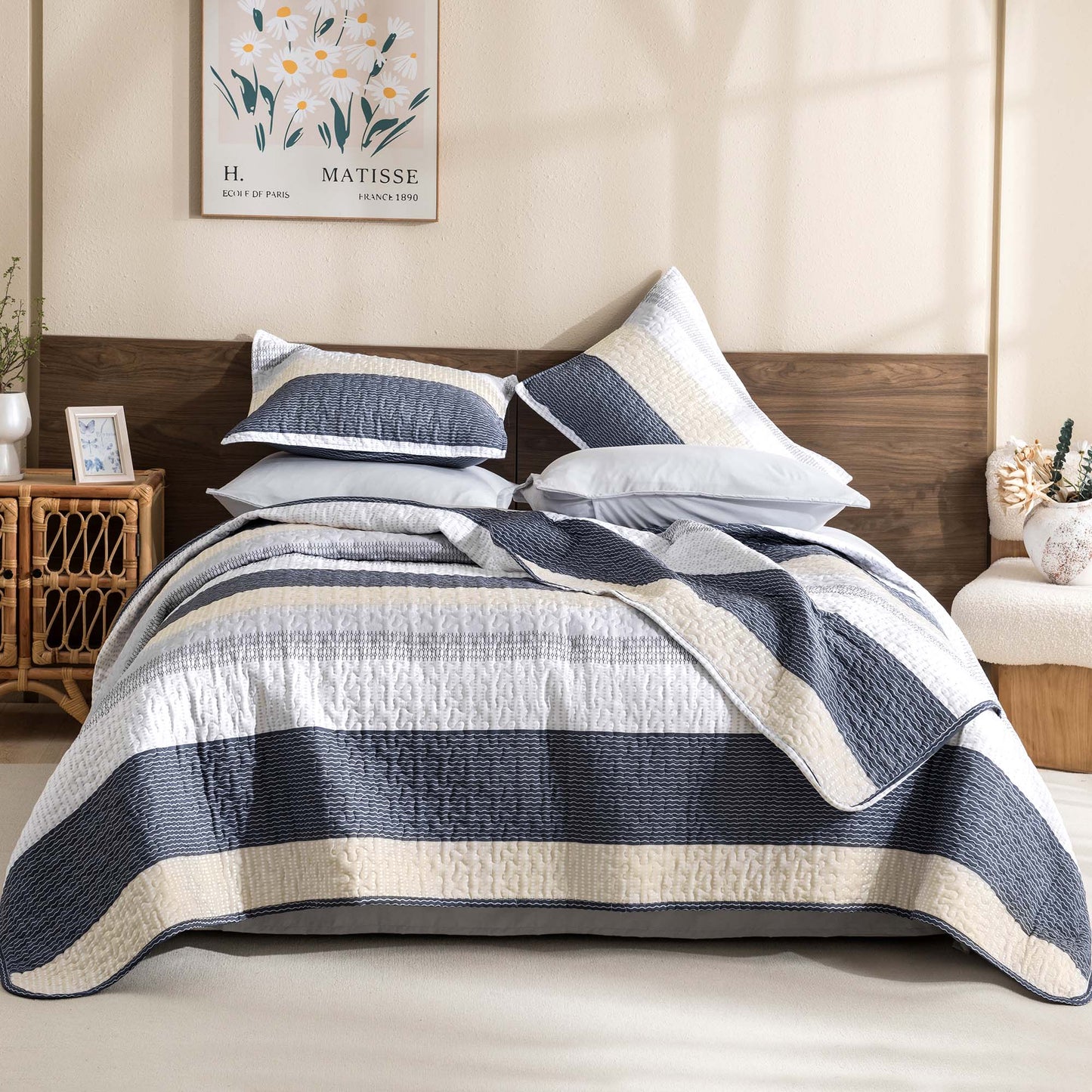 Striped Quilt Set with Cozy Cloudlike Comfort