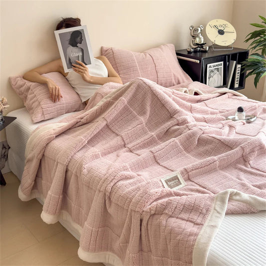 Veluvina™ - Reversible Jacquard Velvet Coral Fleece Blanket