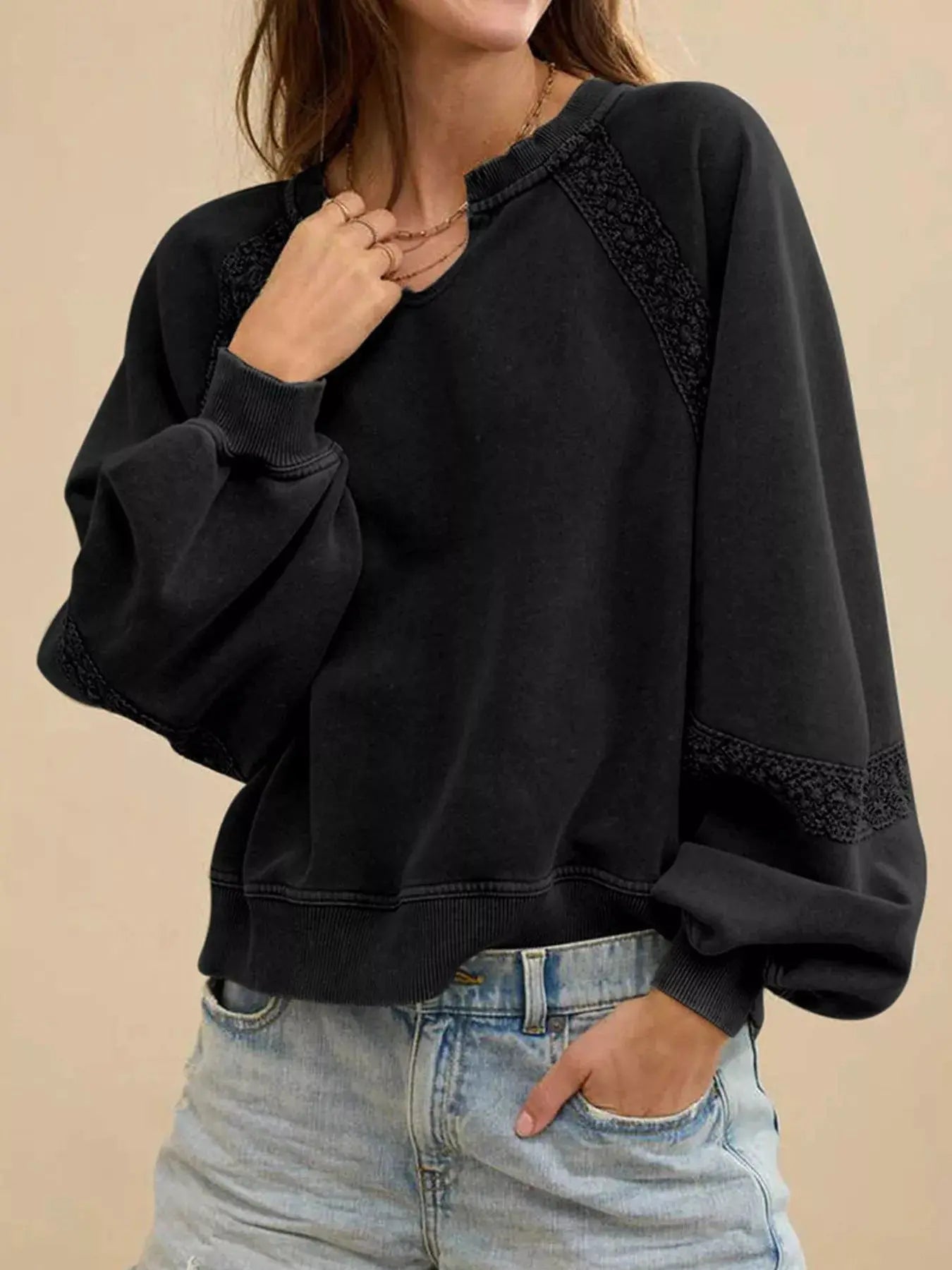 Cozy Lace Detail Sweatshirt for Casual Chic Looks