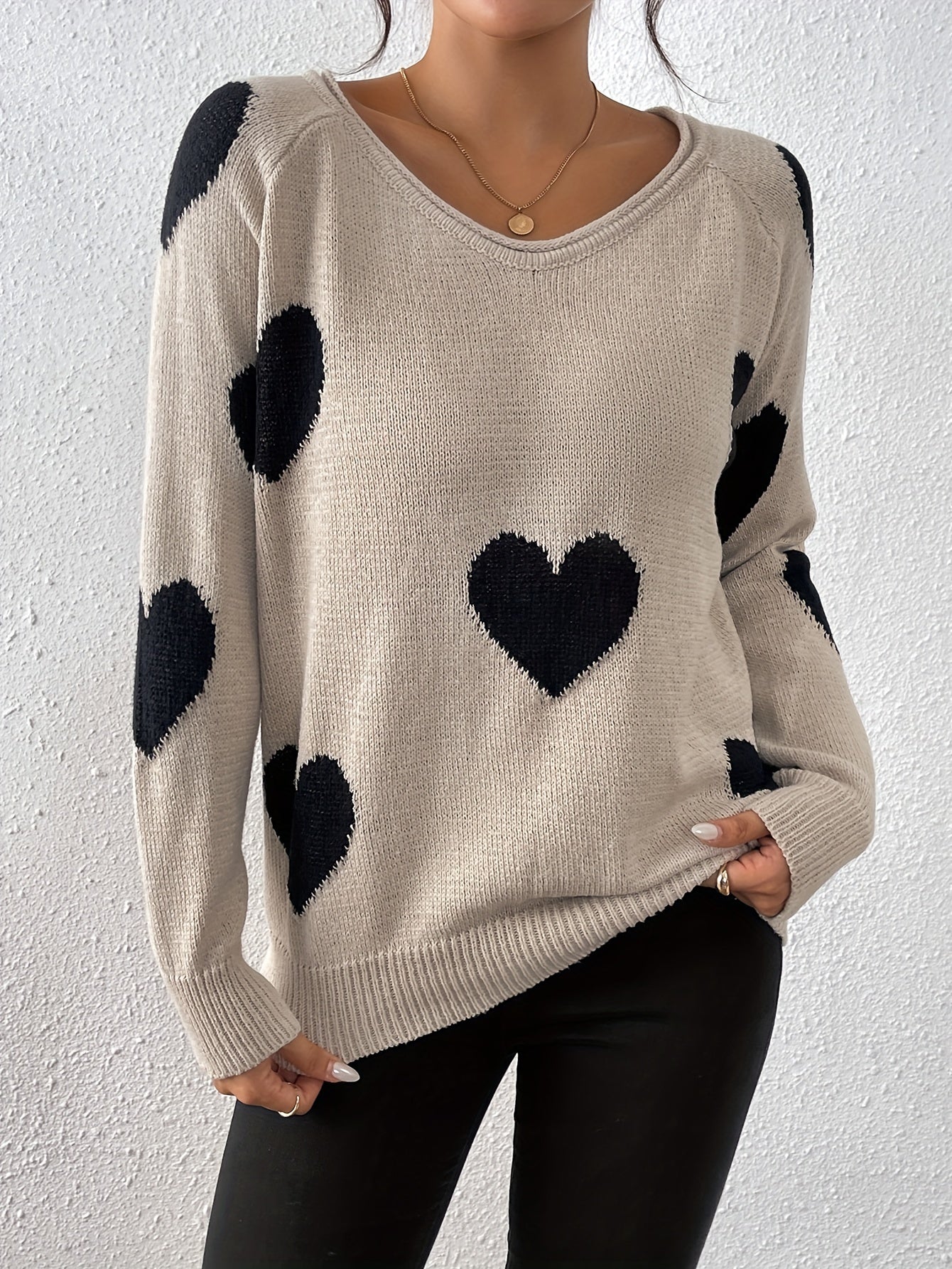 Cozy Heart Pattern Sweater for Romantic Winter Style