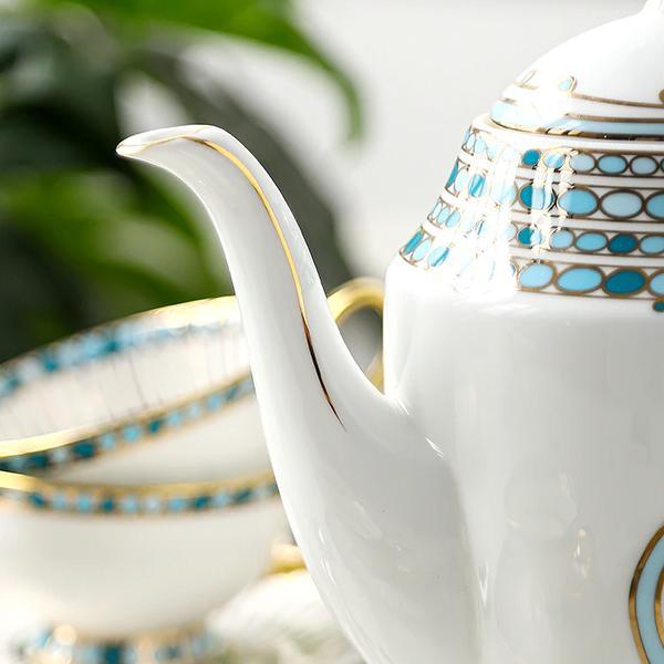 Elegant Ceramic Tea Set for Cozy Gatherings